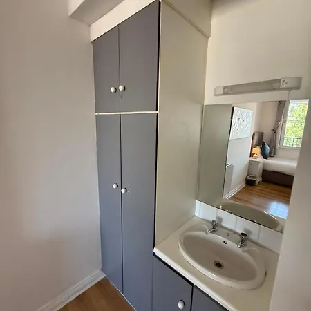 5 Newcastle Court Galway
