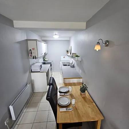 5 Newcastle Court Galway